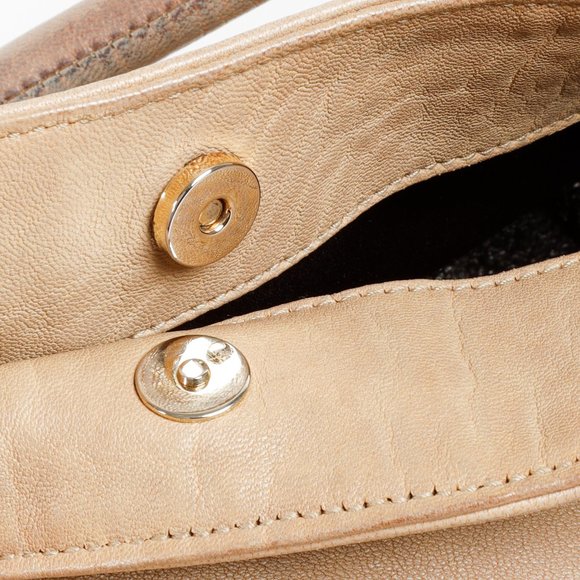 *SOLD* Yves Saint Laurent Beige Roady Hobo Bag - Picture 8 of 11